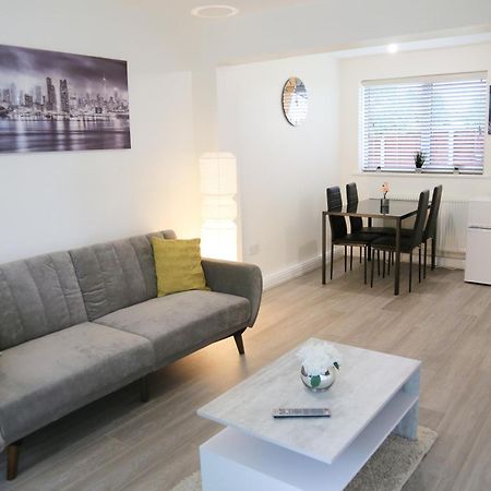 Gorgeous Ground Floor Apartment + Free Parking Manchester Eksteriør bilde