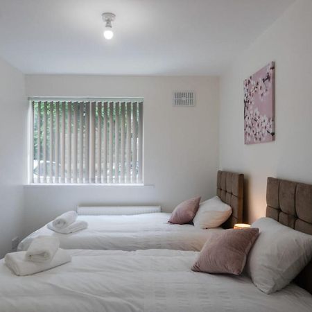 Gorgeous Ground Floor Apartment + Free Parking Manchester Eksteriør bilde