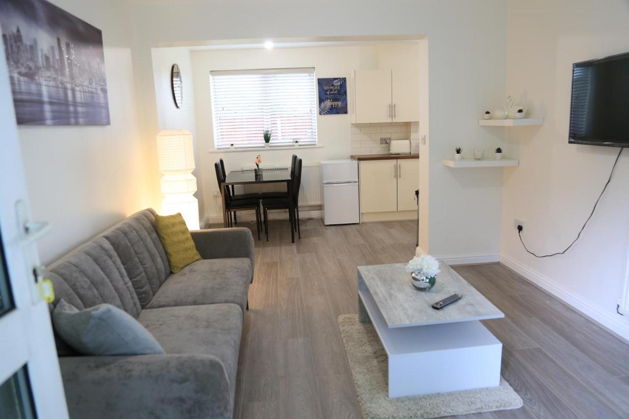 Gorgeous Ground Floor Apartment + Free Parking Manchester Eksteriør bilde