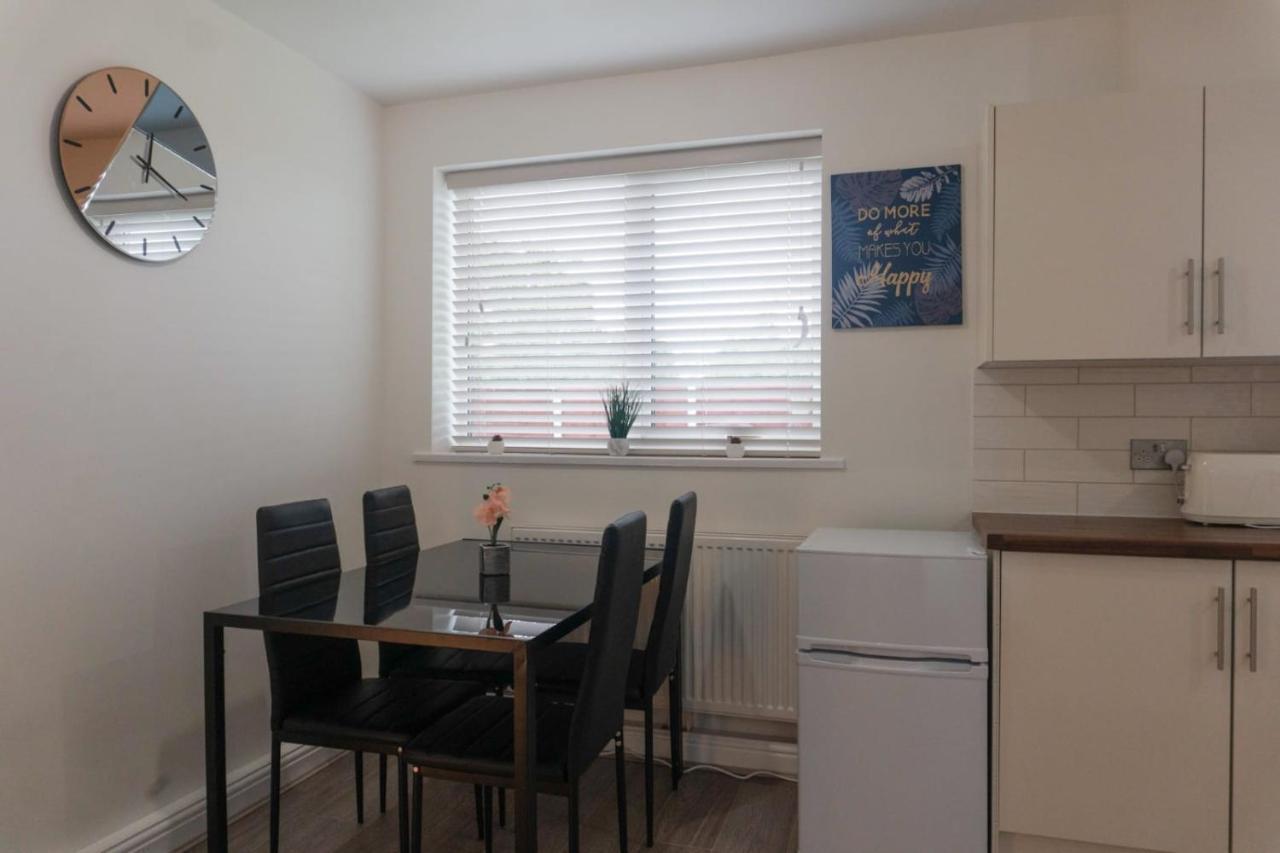 Gorgeous Ground Floor Apartment + Free Parking Manchester Eksteriør bilde